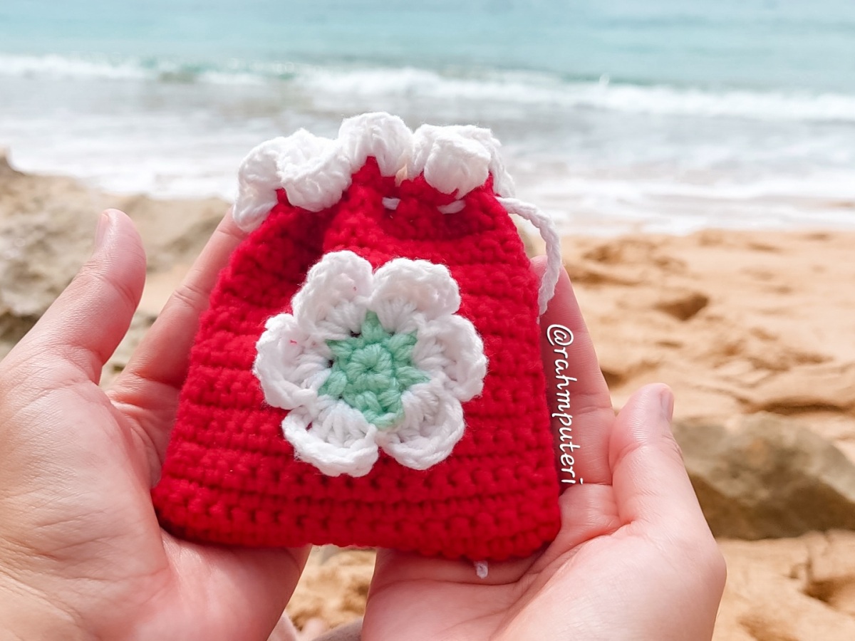 ⊹˚ 💖 Crochet Mini Pouch Tutorial ~ for beginners 🧸⊹˚